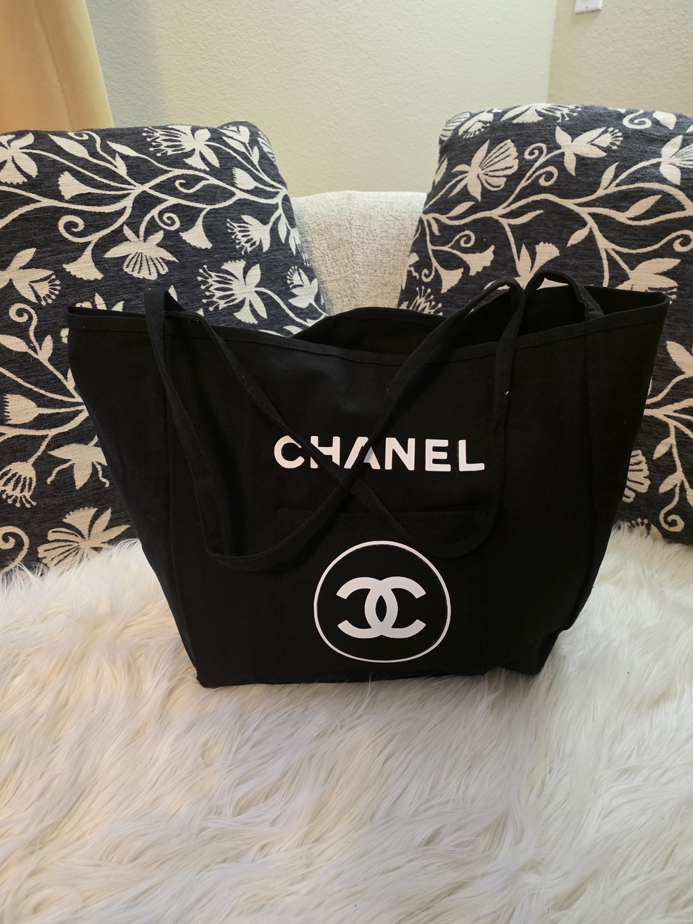 Black Canvas Totebag With White Print - Picture 3 of 7